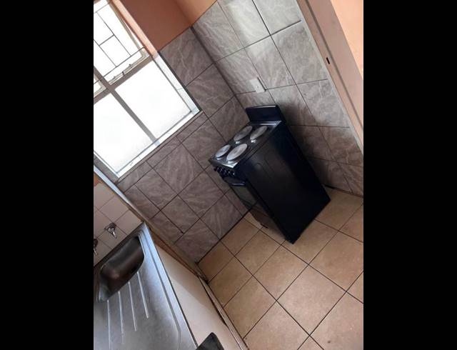 3 BEDROOM APARTMENT FOR SALE IN SUNNYSIDE